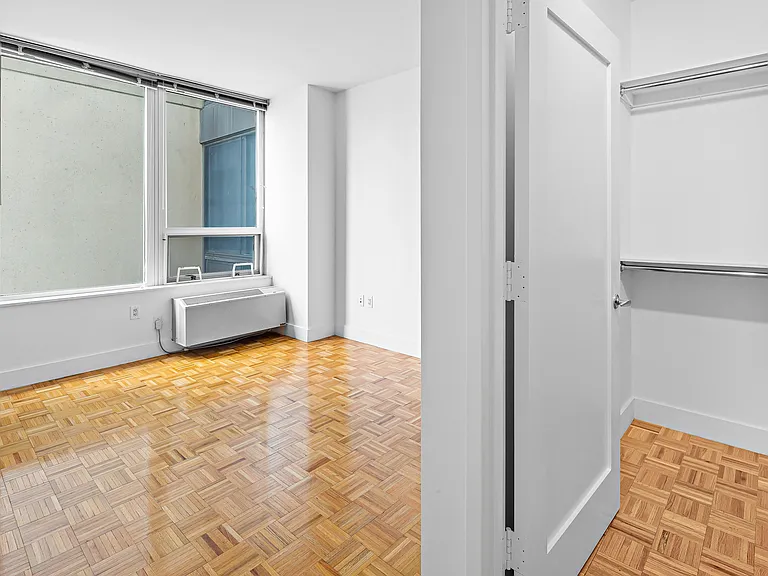 Residence 604