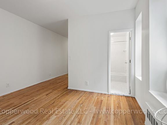 4th image of 444 E 81st St APT 31