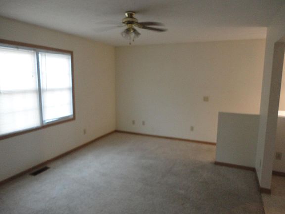 4th image of 419 NW 20th St