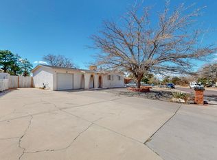 12512 Monarch Dr NE, Albuquerque, NM 87123