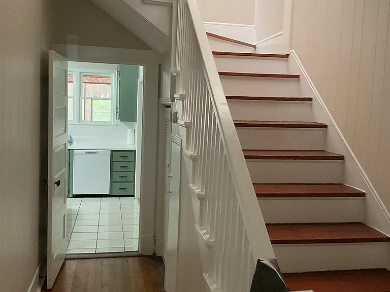 304 Calhoun St — Photo 7