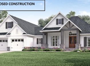 117 Classic Ct, Versailles, KY 40383