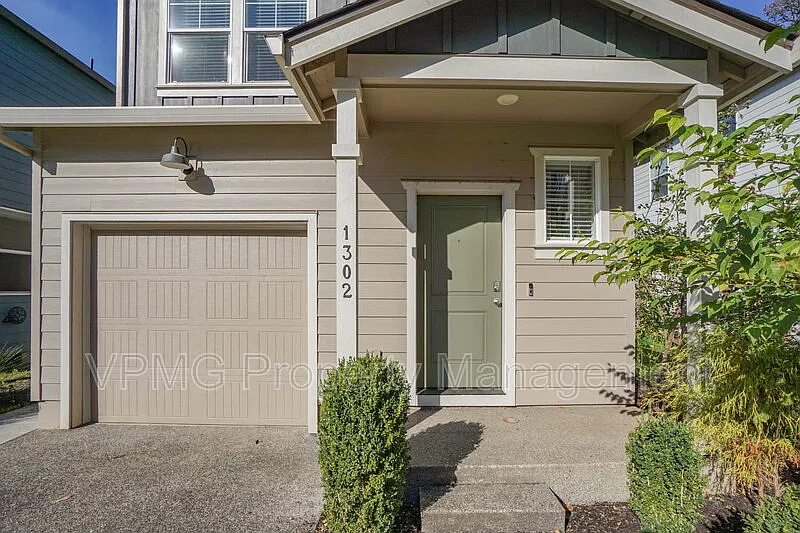 3 bed, 2.5 bath, 1520 sqft, $2,495 — Photo 4