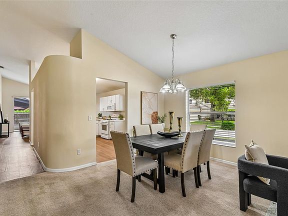 3rd image of 2858 ALOMA OAKS DRIVE