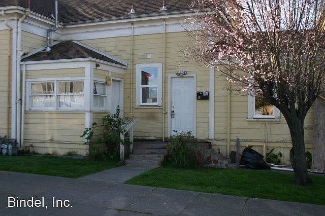 2nd image of 204 W Del Norte St APT B