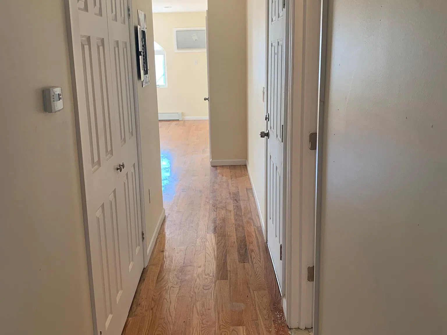 27 Hill St — Photo 2