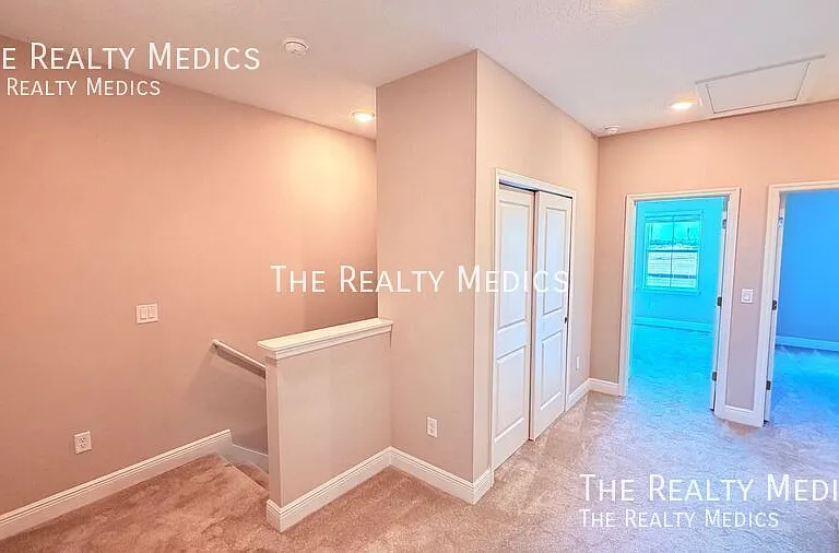 6495 Cyrils Dr — Photo 14