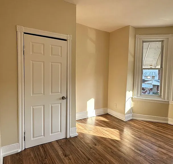 2033 S 57th St — Photo 3