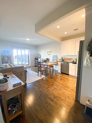 Rented by PRISTINE PROPERTY SOLUTIONS LLC | media 9