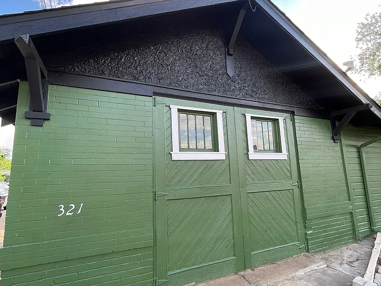 321 E Evans Ave — Photo 3