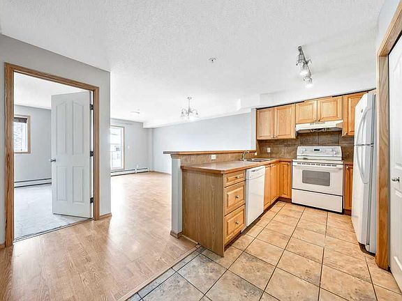 3rd image of 92 N Saddletree Ct NE #103