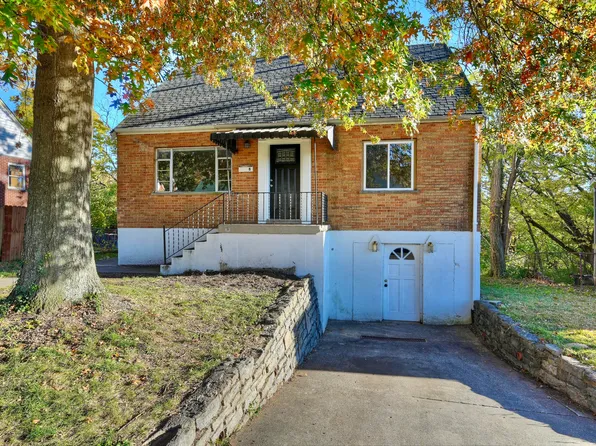 8 W Ridge Pl, Newport, KY 41071