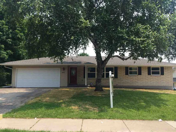 1111 Gammon Ln, Madison, WI 53719