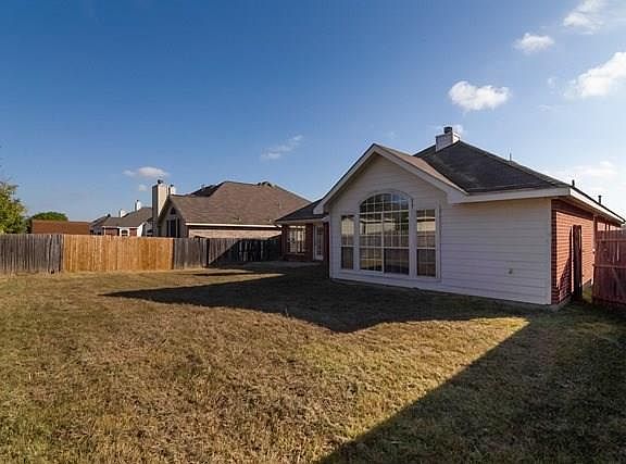 3rd image of 6918 Field Lark Dr