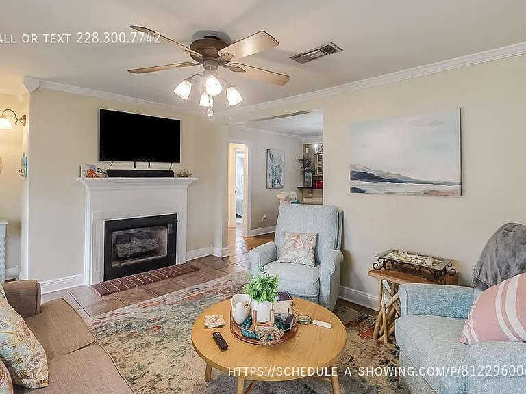 176 Markham Dr — Photo 15