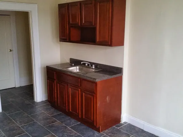 335 Osborne Ter #303, Newark, NJ 07112