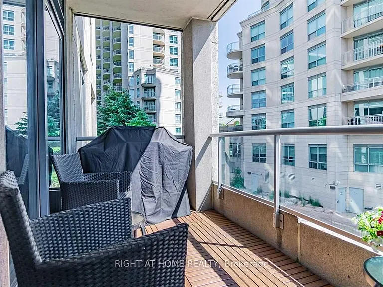 2087 Lake Shore Blvd W #207 — Photo 20