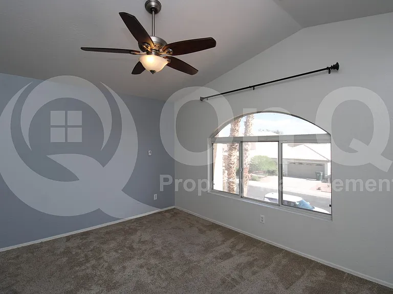 4520 E Glenhaven Dr — Photo 11
