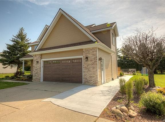 2nd image of 2420 Briar Creek Ln