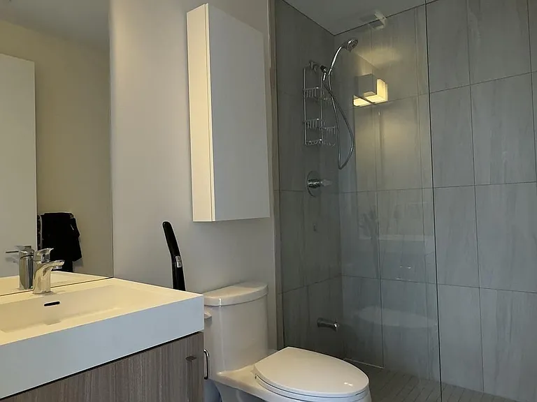 17 Dundonald St #1704 — Photo 9