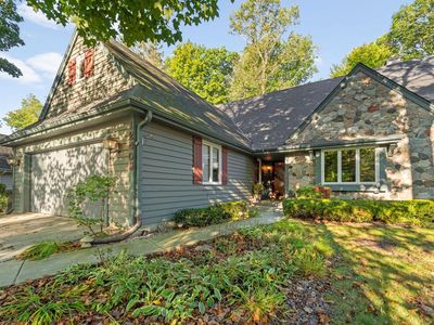 12409 North Golf DRIVE, Mequon, WI, 53092