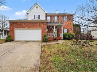 4312 Southern Oak Dr, High Point, NC 27265