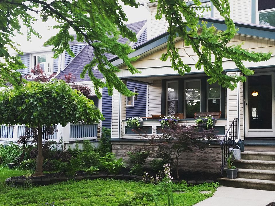 1st image of 31 Montcalm St