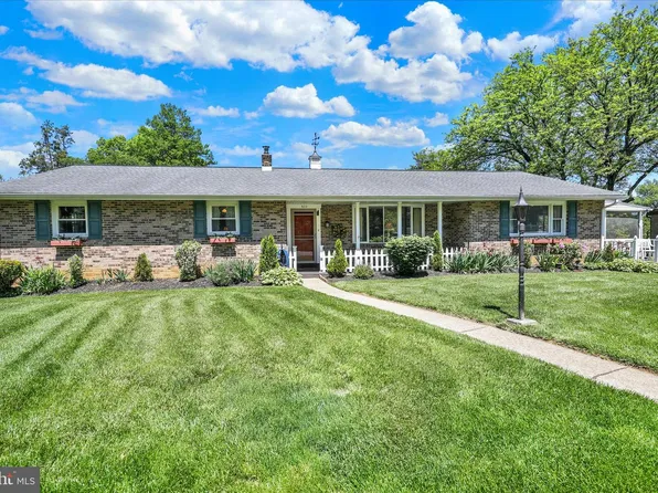 833 Joan Ter, Reading, PA 19611