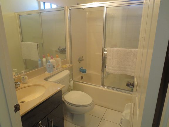 4th image of 1141 N Columbus Ave APT 302