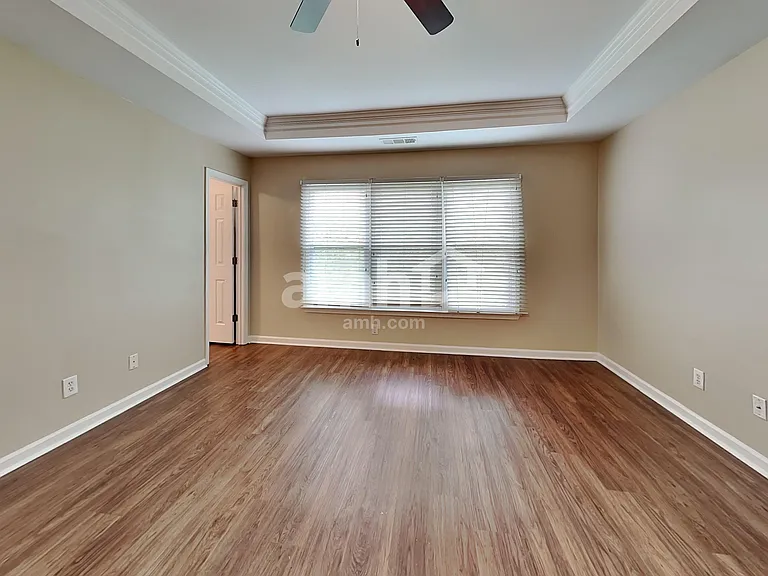 4220 Millside Walk SE — Photo 12