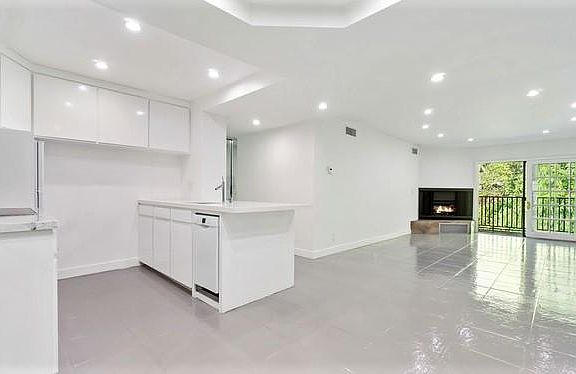5th image of 1230 Horn Ave APT 727