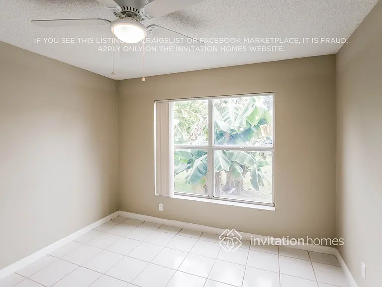 9130 NW 44th Ct — Photo 13