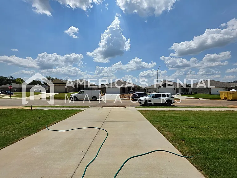 127 Jonboy Ave — Photo 23