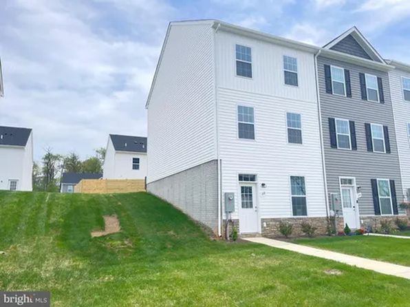 30 Snowdrop Ct
