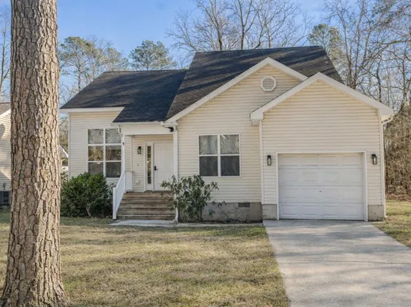 3950 Captains Corridor, Greenbackville, VA 23356