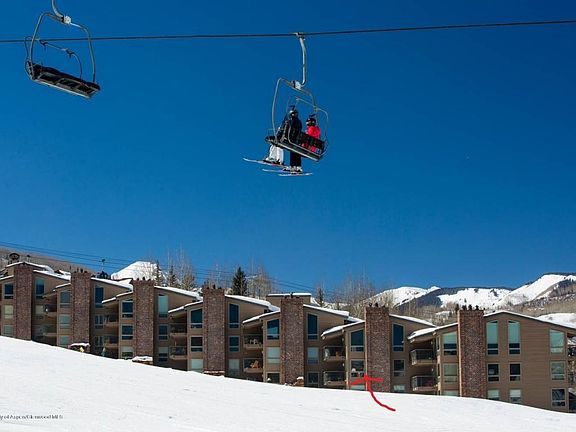 The Enclave w/ Prime Location on Slopes