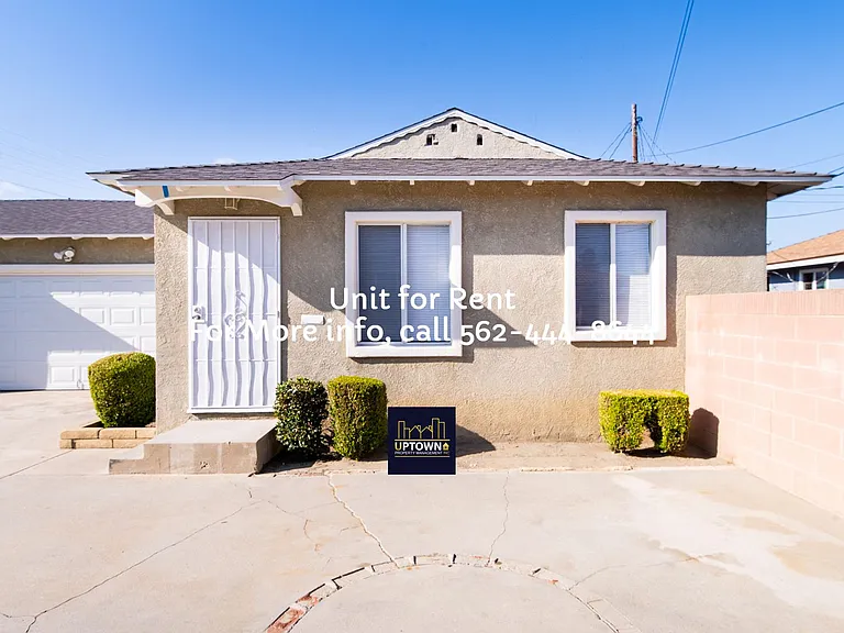 11750 Downey Ave — Photo 15