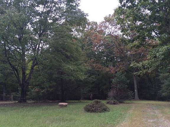 5th image of 39 Baywood Ct