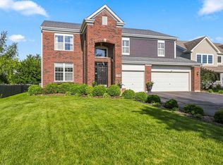 11109 Caldwell Dr, Huntley, IL 60142
