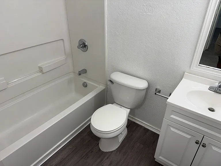 7238 Azalea Sq — Photo 16