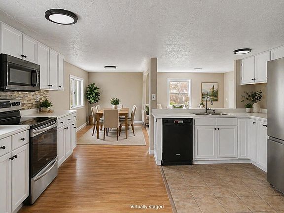 2nd image of 800 Fisher Pond Road