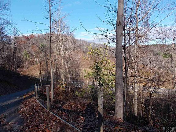 4th image of 4349 Blowing Rock Blvd
