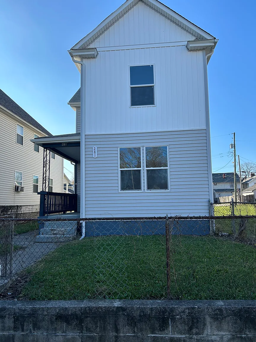 281 Avondale Ave photo 1