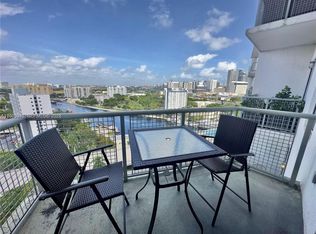 10 SW South River Dr APT 1607, Miami, FL 33130