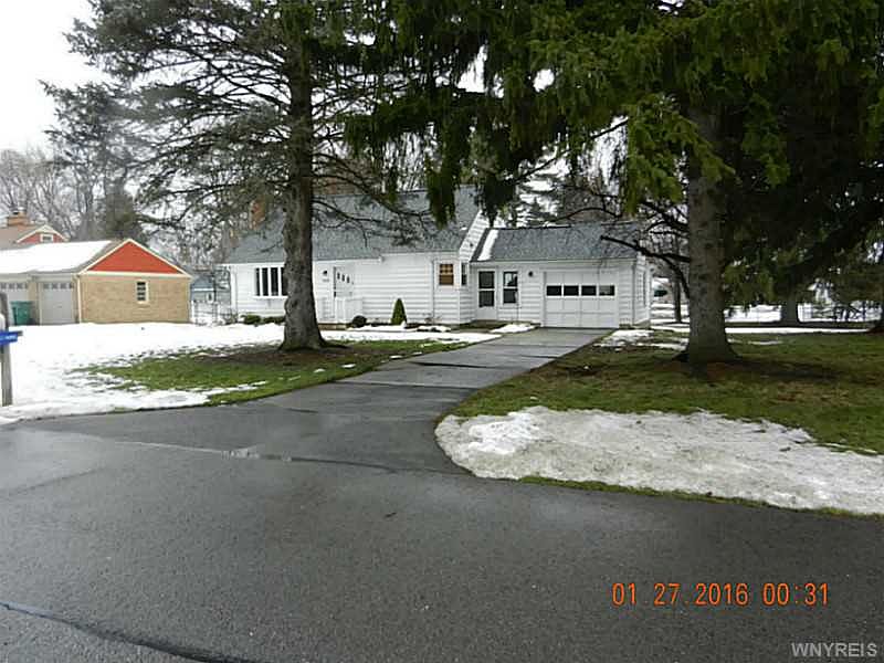 1st image of 3638 Center Lane Dr