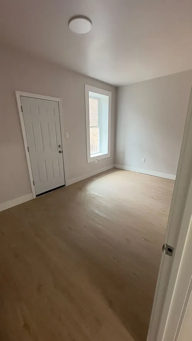 3612 Bronx Boulevard — Photo 4