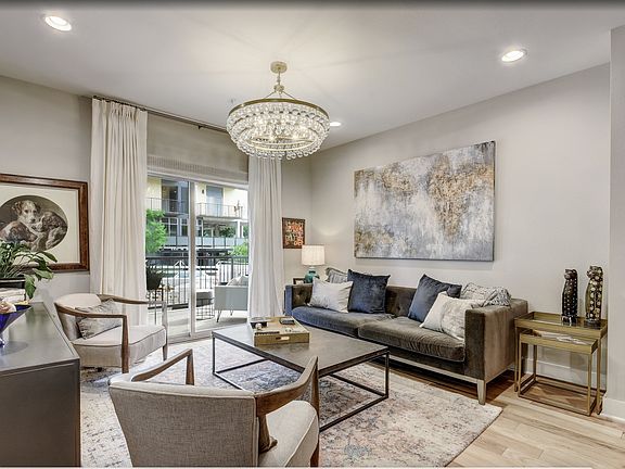5th image of 908 Nueces St Unit 16