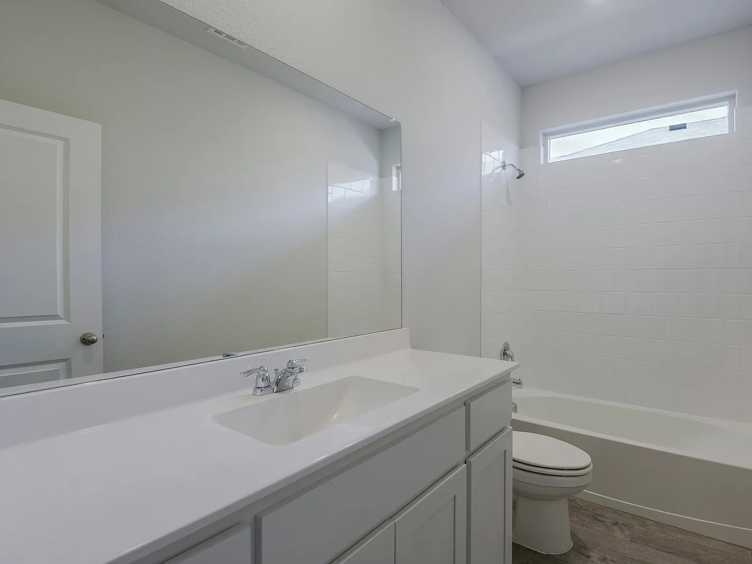 4 bed, 1813 sqft, $2,700 — Photo 1
