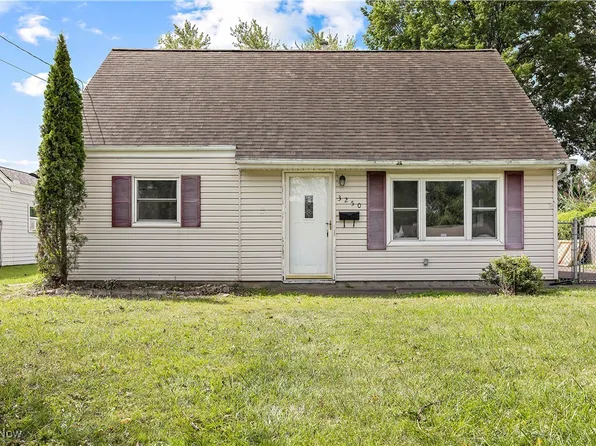 3250 Grant St, Lorain, OH 44052