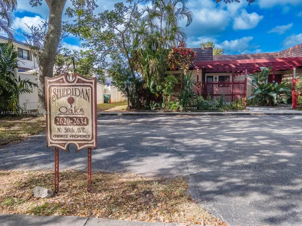 2620 N 38th Ave, Hollywood, FL 33021